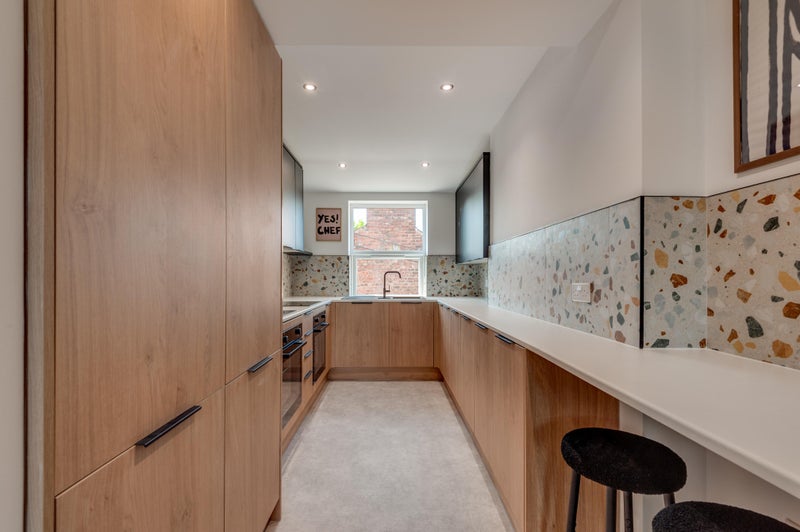 Photo 1: Kitchen