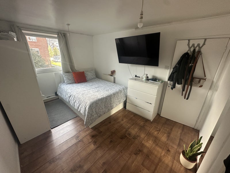 Photo 1: Double Room