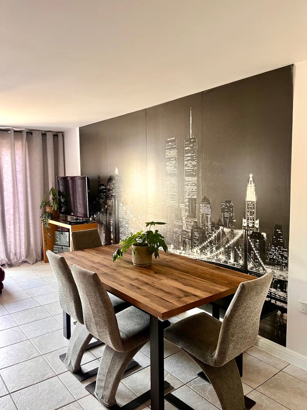 Photo 1: Living area/ dining area