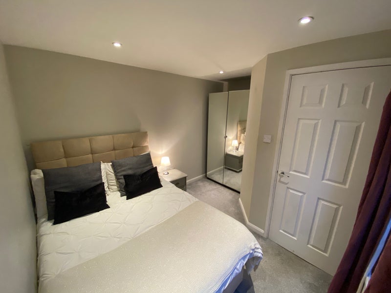 Photo 1: Bed 4 - £650