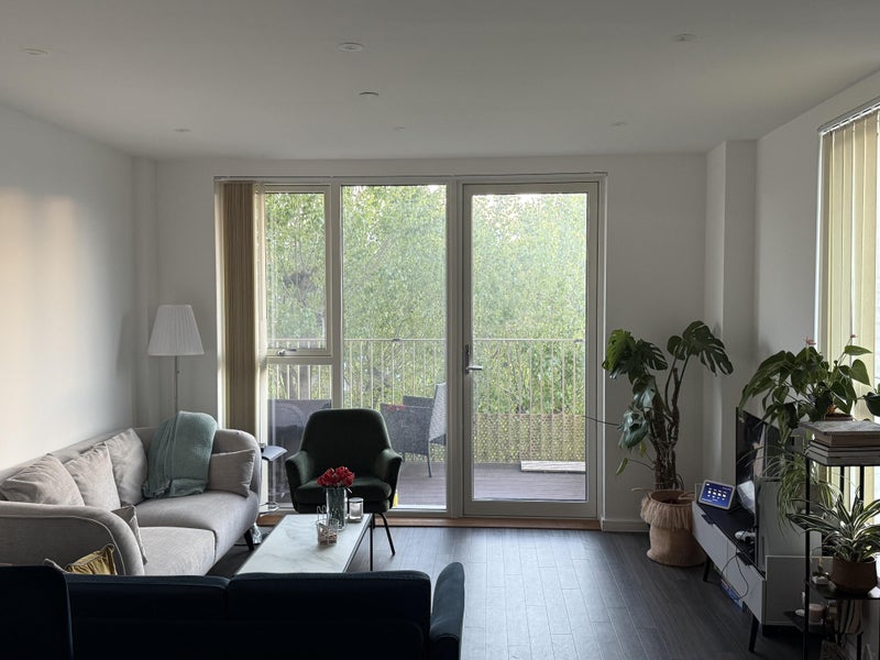 Photo 1: Living room