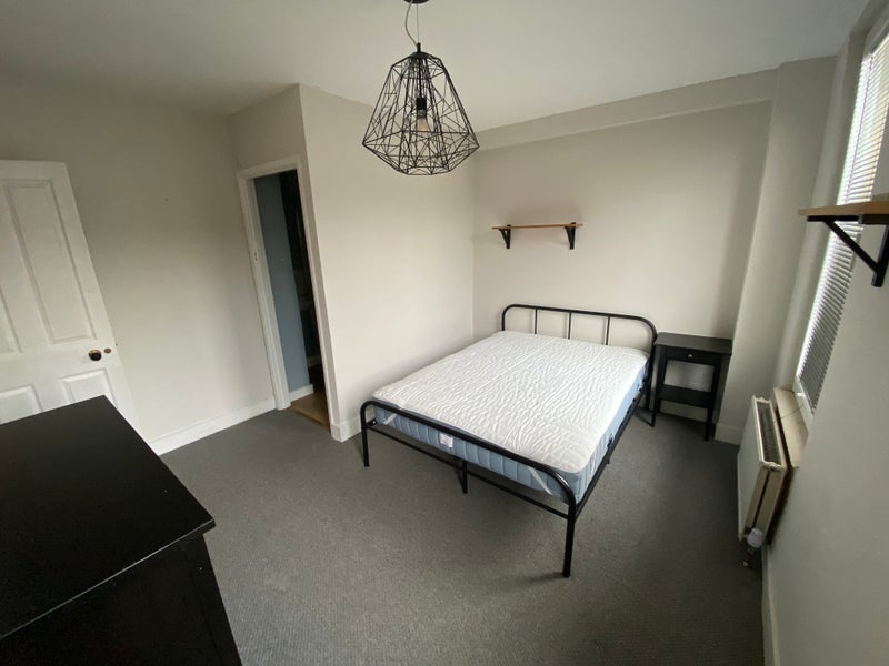 Photo 1: Double room