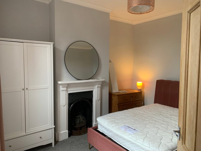 Photo 1: Double room for rent 
