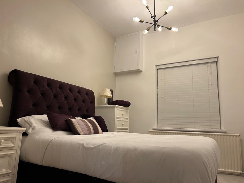 Photo 1: Bedroom 1