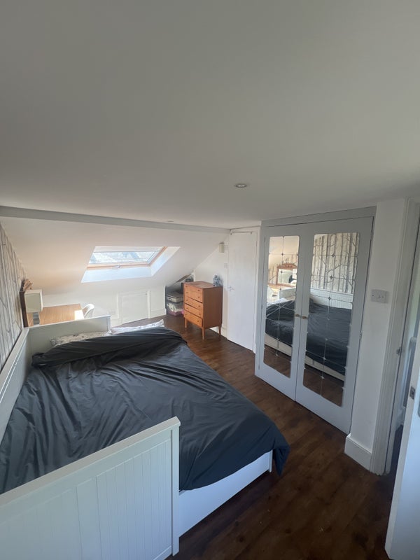 Photo 1: Bed out full