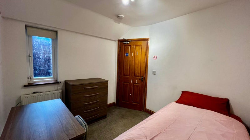 Photo 1: Room 2 - Available 