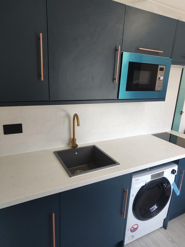 Photo 1: kitchen/dinning Area