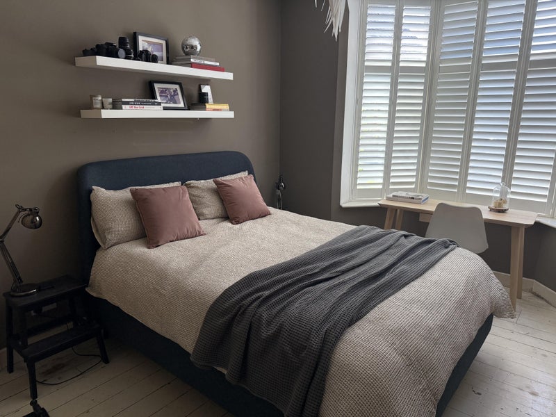 Photo 1: Bedroom Photo 1