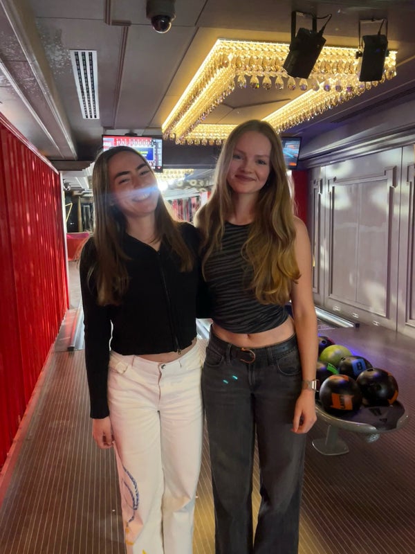 Photo 1: Left - Eliza, Right - Abbie