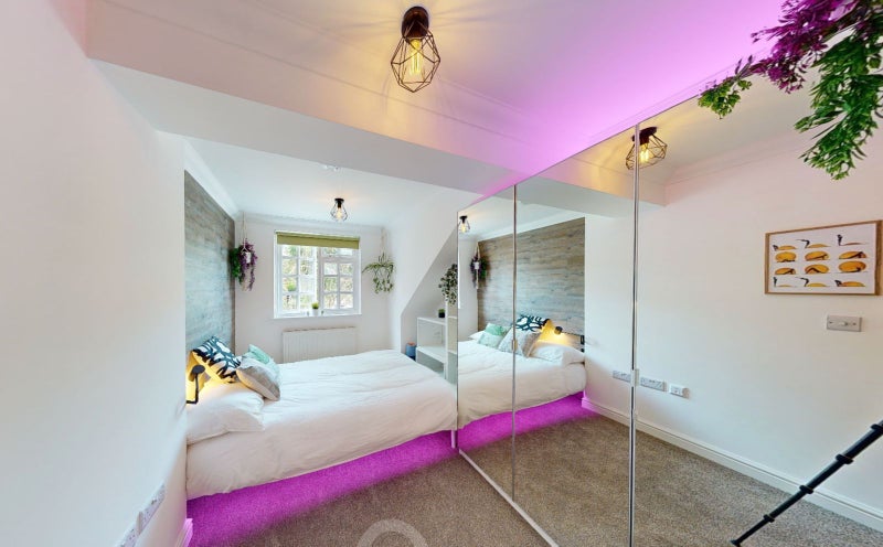 Photo 1: Your stylish fully furnished room 