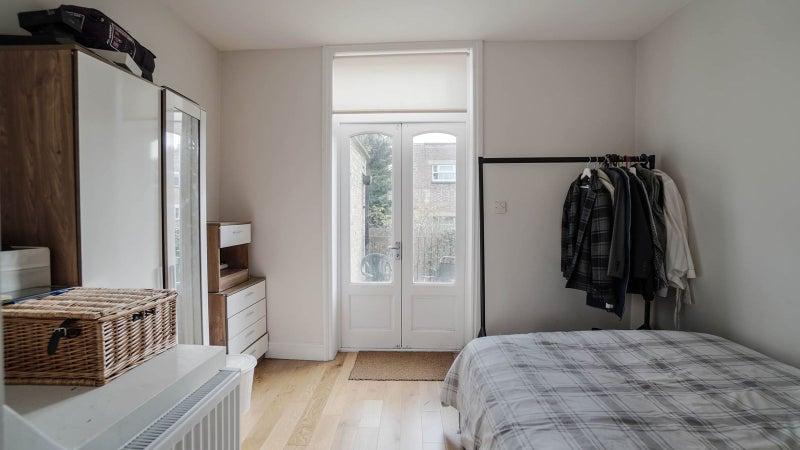 Photo 1: Bedroom 5