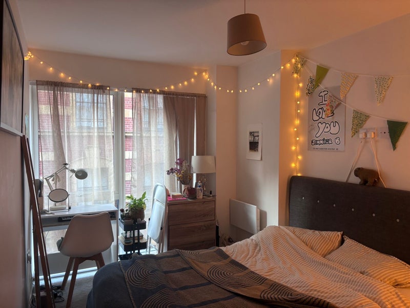 Photo 1: The room available 