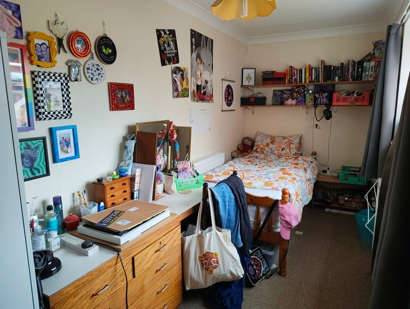 Photo 1