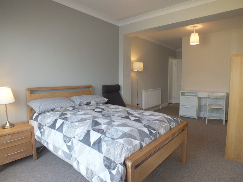 Photo 1: Room 2 (Available Now)