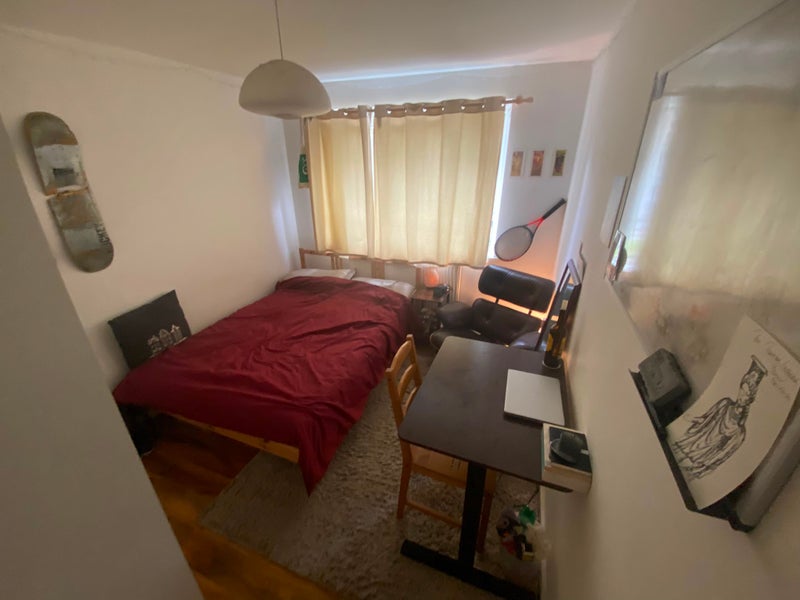 Photo 1