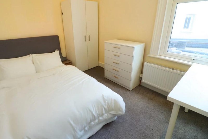 Photo 1: Room 2: £270 per week - Double room single use - £1,170 per month