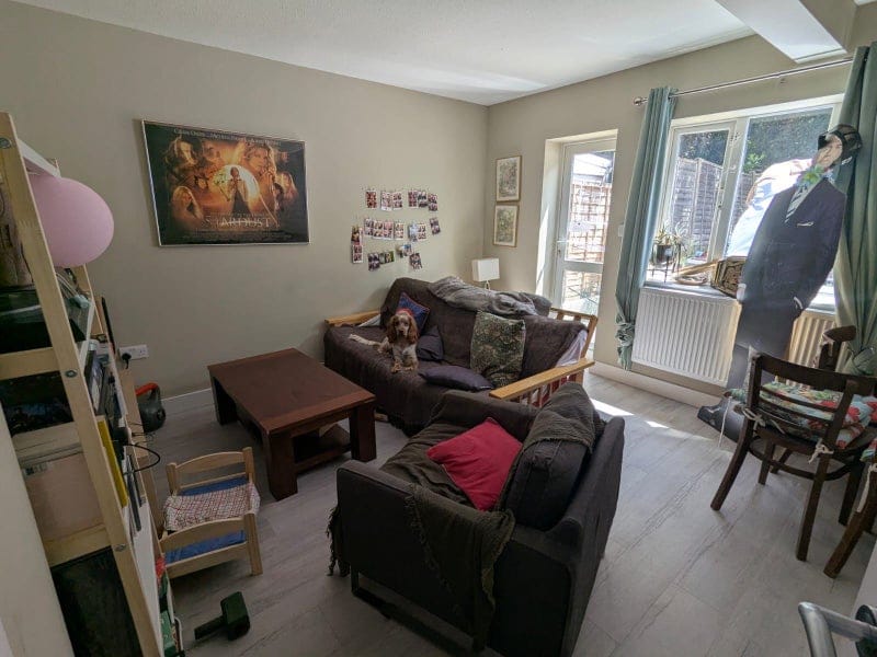 Photo 1