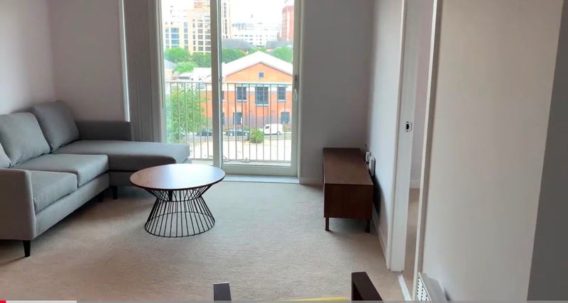 Photo 1: Lounge area (shared)
