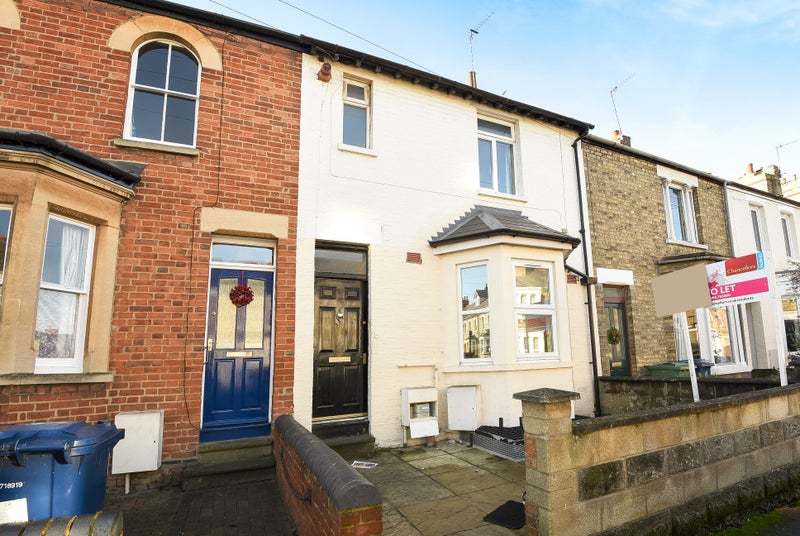 Photo 1: External View of Property