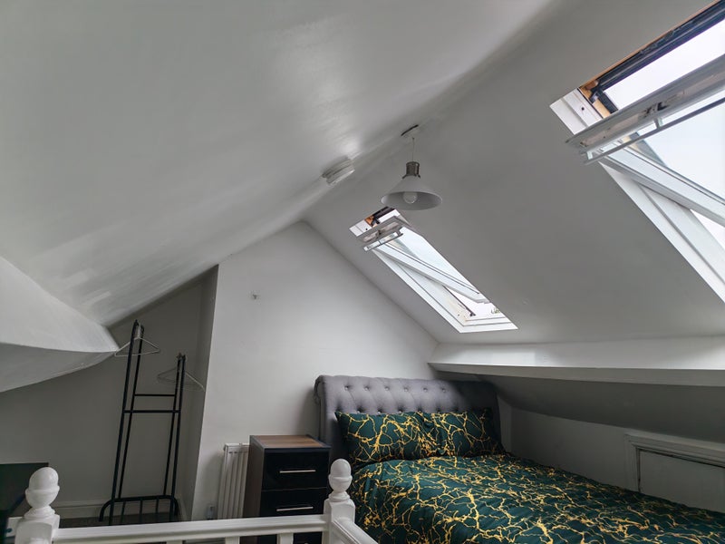 Photo 1: Loft Room