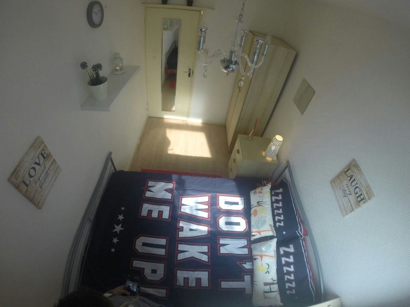 Photo 1: Room 2