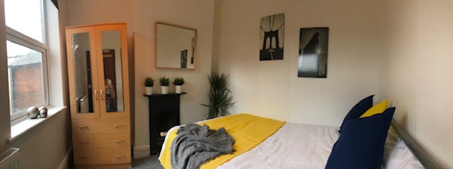 Photo 1: Available room