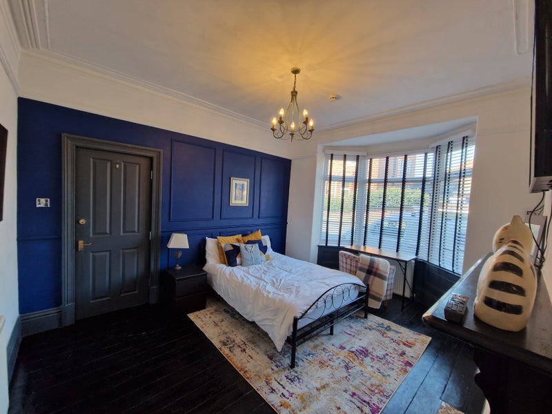 Photo 1: Room 1 available 1st September