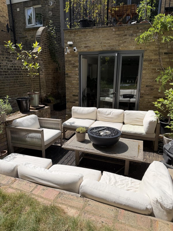 Photo 1: Garden
