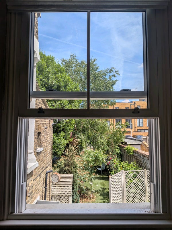 Photo 1: Bedroom view