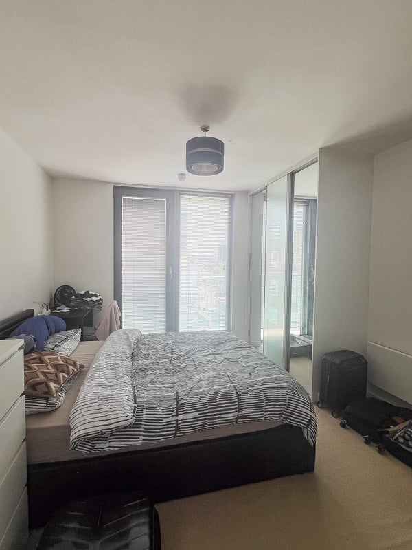 Photo 1: En-Suit Double bedroom
