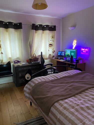 Photo 1