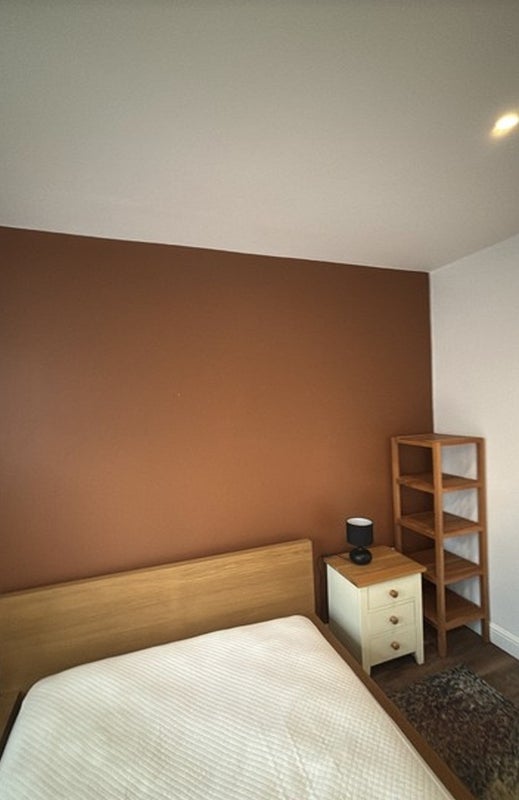 Photo 1: Room