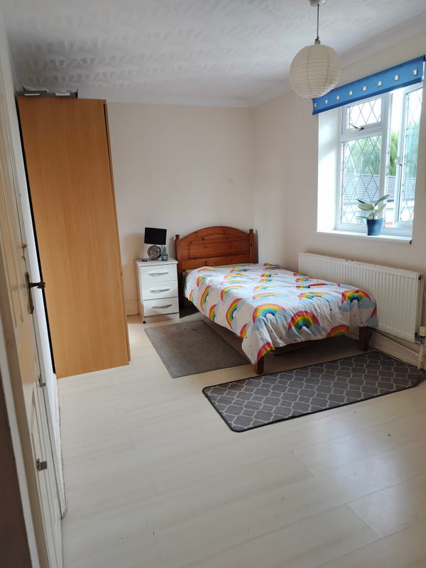 Photo 1: View from entrance of the room