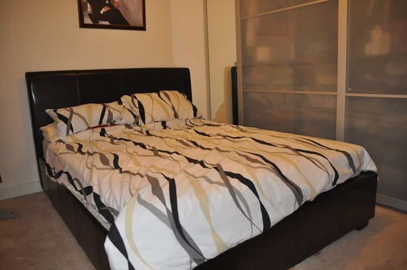Photo 1: Bedroom