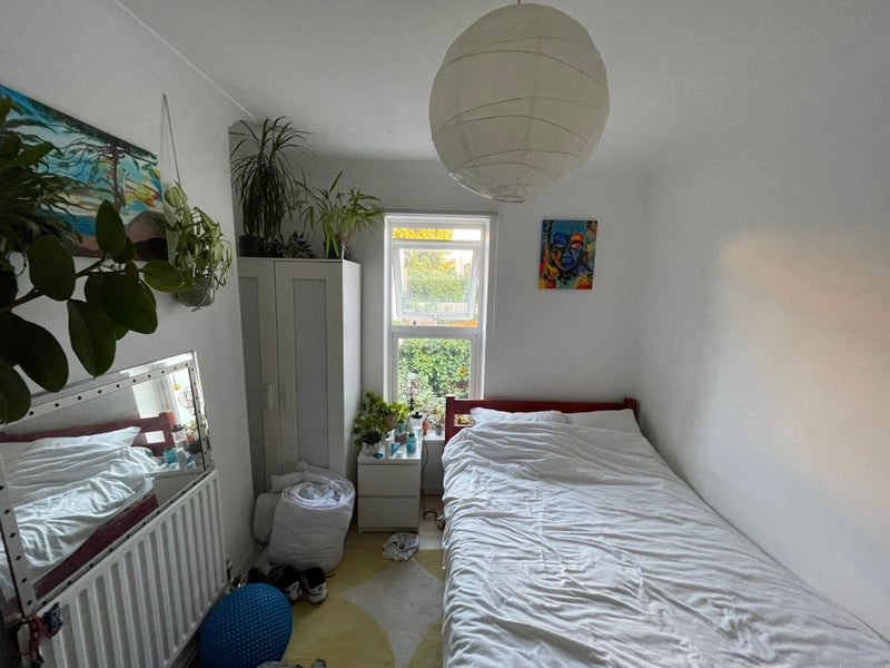 Photo 1: Spare Bedroom 1