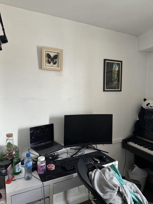 Photo 1