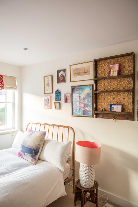 Photo 1: Bedroom