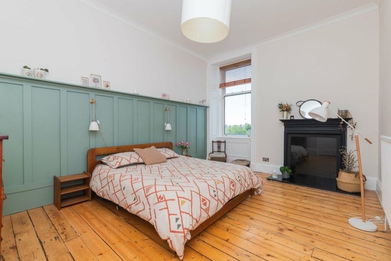 Photo 1: Huge bedroom with super king-size bed, sofa, and large chest of drawers.
