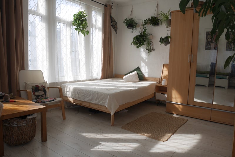 Photo 1: Room 2_ £780/month
