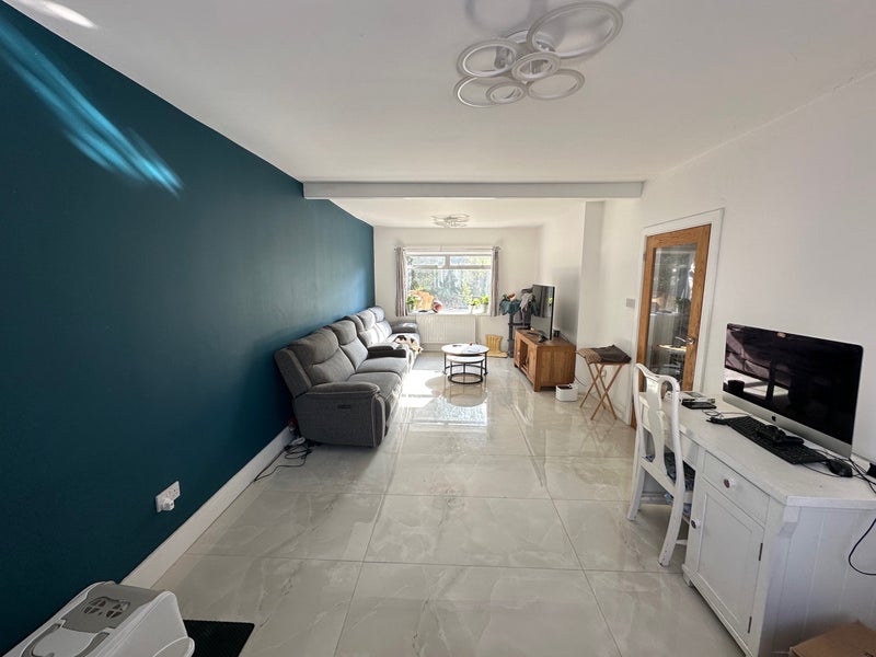 Photo 1: Living room