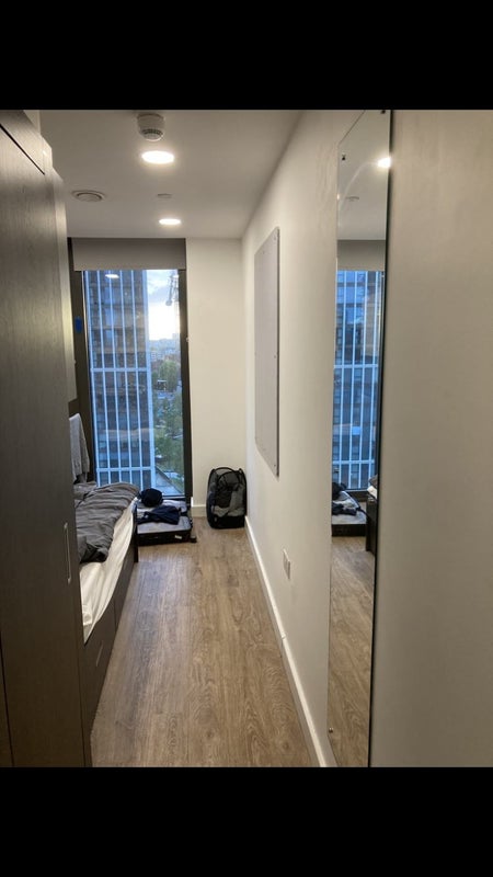 Photo 1: Room