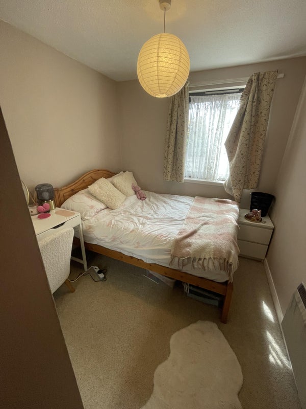 Photo 1: spare bedroom 