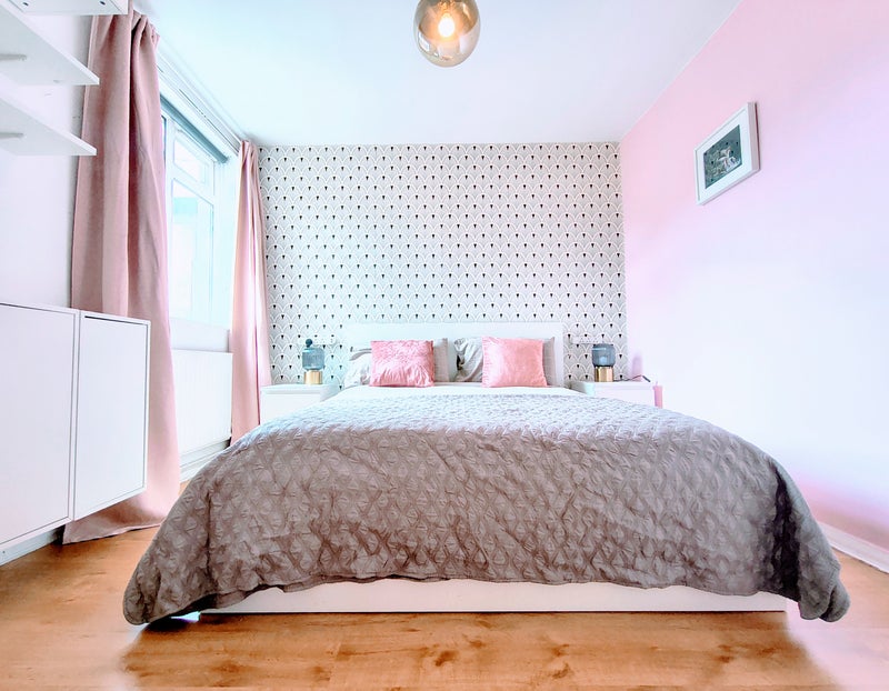 Photo 1: Double room
