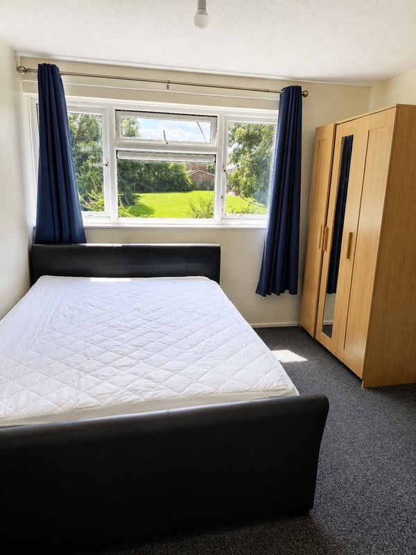 Photo 1: Double room
