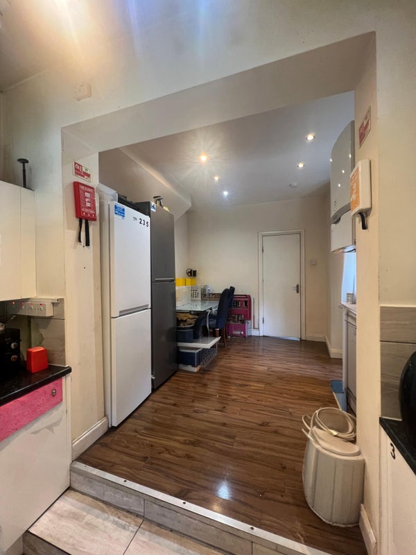 double room in Woolwich (SE18) - View 2