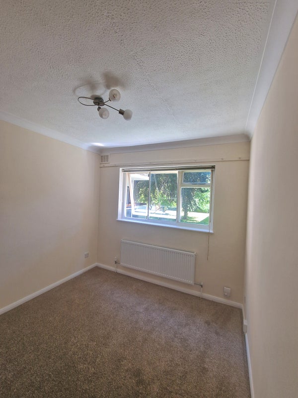 single room in Westbourne (BH4) - View 6