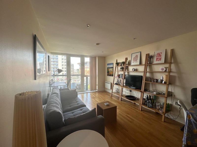 Photo 1: Shared living room