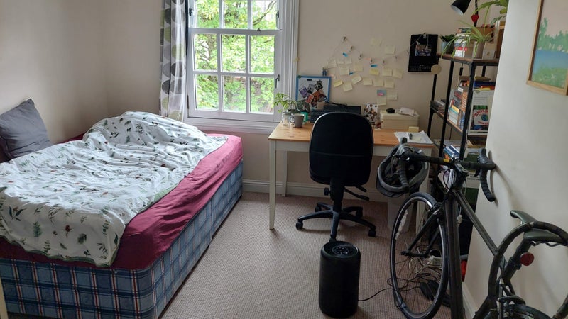 Photo 1: Room