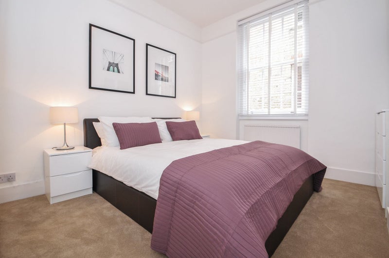 Photo 1: Bedroom 2 £1,020PCM - available 28/07/2026