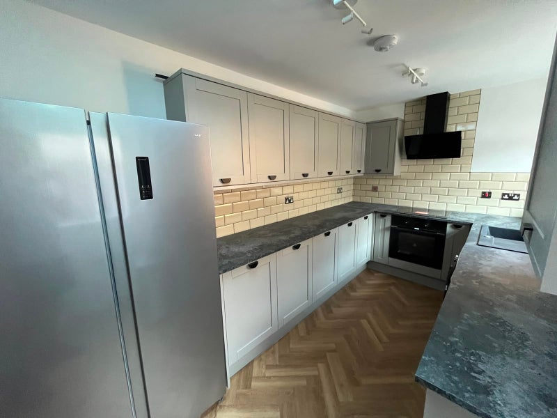 Photo 1: Shared kitchen